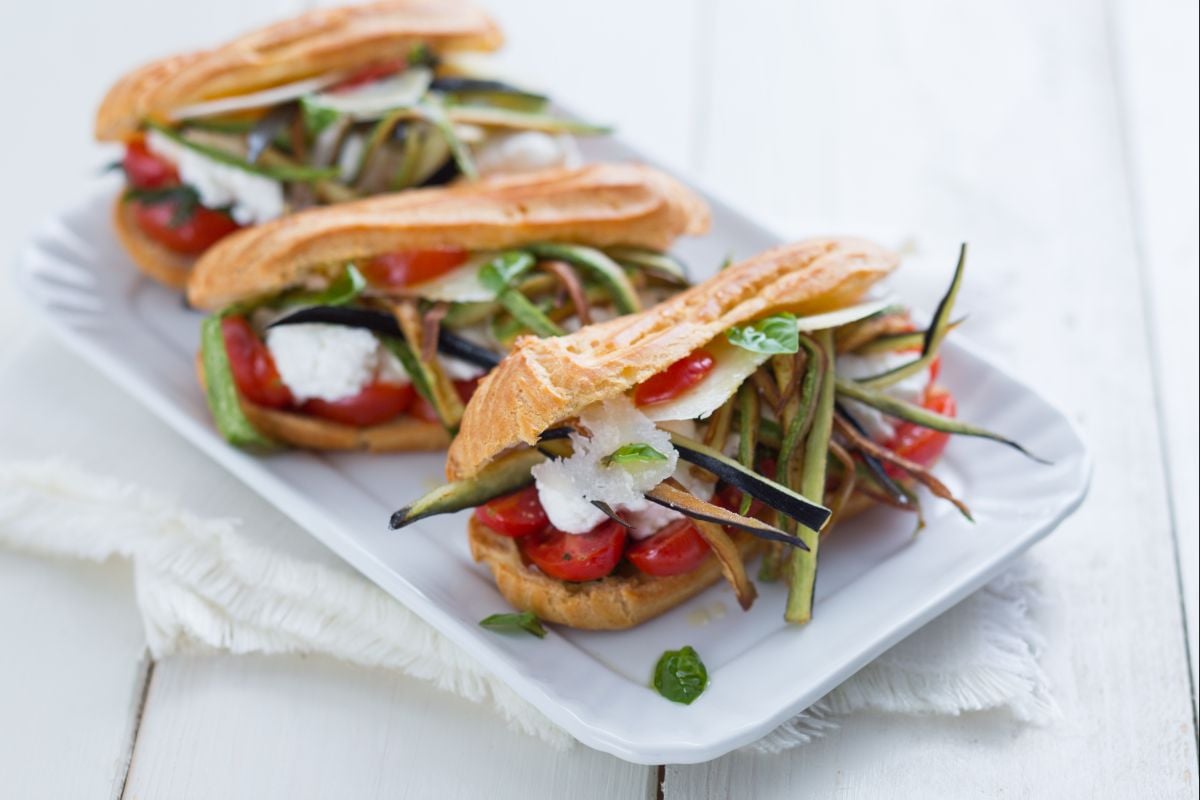Vegetarische herzhafte Eclairs