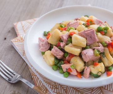 Gnocchi mit saisonalem Gemüse und Thunfisch