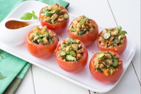 Gefüllte Tomaten mit Panzanella
