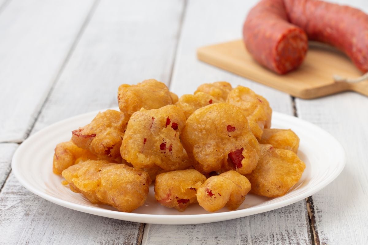 Würzige Salami-Krapfen